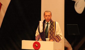 Образованные люди – проблема для Эрдогана   
