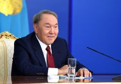 Назарбаев: Турецкие учителя не будут депортированы