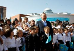 Ответ Назарбаева горлодерам   