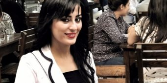 Учительница, позвонившая в эфир Beyaz Show, приговорена к 15 месяцам тюрьмы