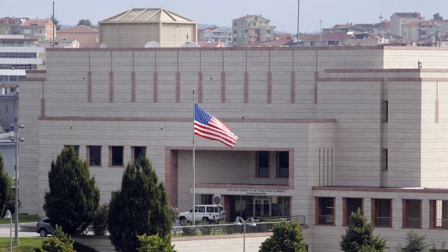 Террористическая угроза: США закрывают посольство в Турции