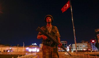 «Турция погружается во тьму»