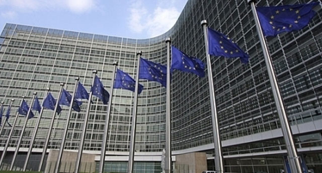 Комиссия ЕС: Турция отдаляется от Евросоюза   