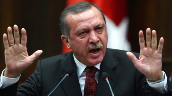 New York Times: Как Эрдоган завораживает криками и оскорблениями?   