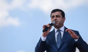 ДПН выдвигает Демирташа на пост президента Турции