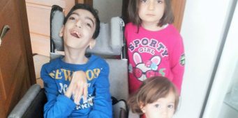 Жертвы режима. Отсутствие рядом отца и средств на лечение привело к смерти юноши-инвалида   