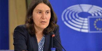 Докладчик Европарламента по Турции: Остается ждать сдержит ли Эрдоган обещания отменить режим ЧП и вернуть верховенство закона   