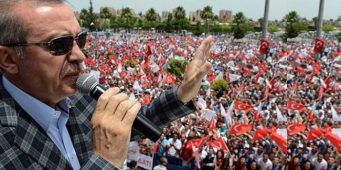 Эрдоган, чей диплом не сходит с повестки дня: Я экономист   