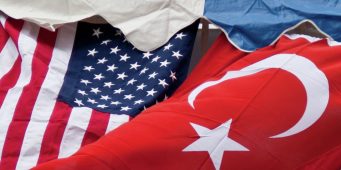 Протест Турции длился недолго. Турецкий посол возвращается в Вашингтон