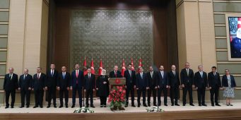 В Турции объявлен новый состав кабинета министров