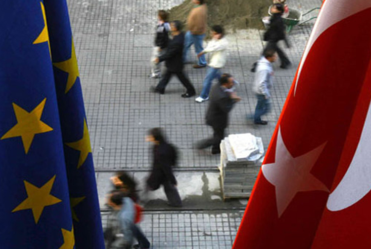 Евросоюз не намерен оказывать экономическую помощь Турции