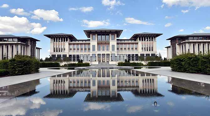 Эрдоган убеждает население покупать товары местного производства, а сам построил президентский дворец из индийского мрамора   