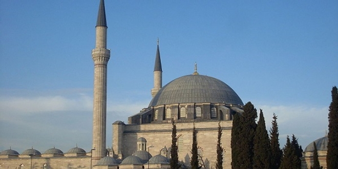 Историческая мечеть Стамбула осталась без света
