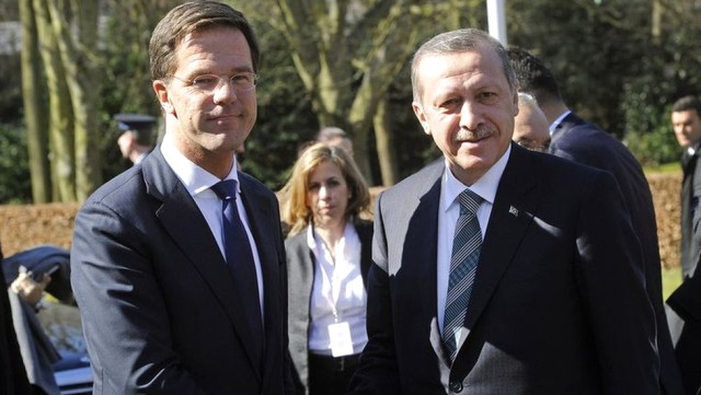Нидерланды с тревогой относятся к открытию турецких воскресных школ   