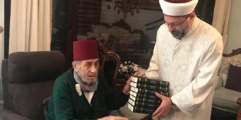 Глава Управления по дела религии Турции посетил теолога, утверждавшего, что «голосовать за Эрдогана – это фарз»
