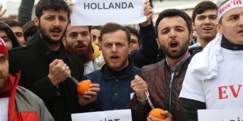 Пустые протесты сторонников ПСР ни к чему не привели: Нидерланды больше всех инвестировали в Турцию