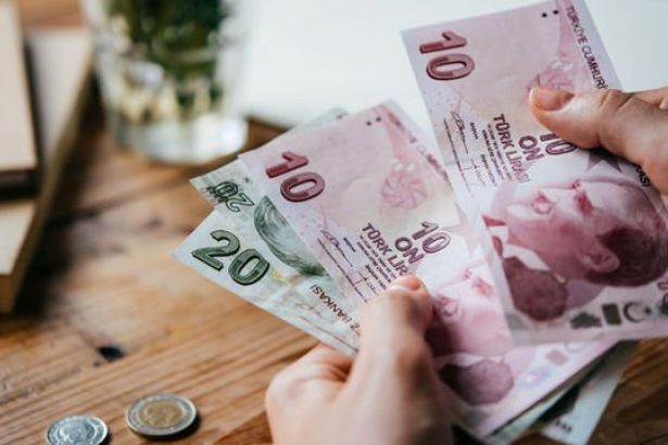 Минимальный прожиточный минимум в Турции достиг уровня минимальной заработной платы  