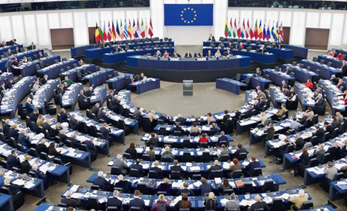 Европарламент призвал официально приостановить переговоры о вступлении Турции в ЕС