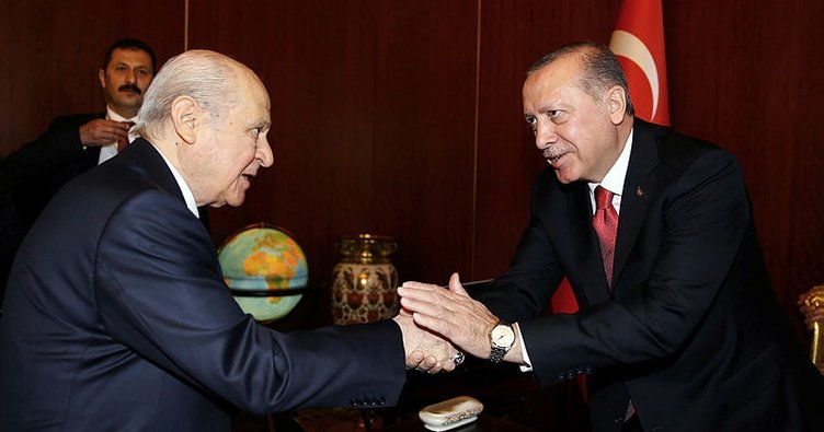 Эрдоган избавится от ПНД? Ахмет Такан: В поражении на выборах Эрдоган обвинит партию Бахчели