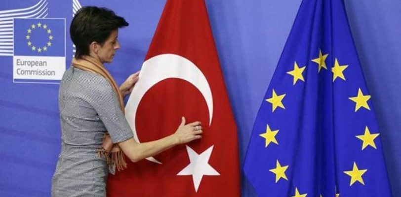 Комиссар ЕС: Турции больше не стоит пытаться вступить в ЕС