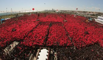 Турецкая оппозиция впервые за 25 лет победила на выборах мэра Анкары