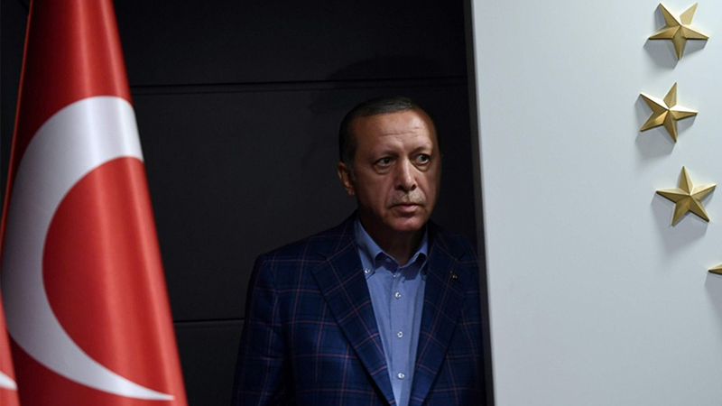 Bloomberg о выборах мэра Стамбула: Всегда готовый к бою Эрдоган ушел в тень