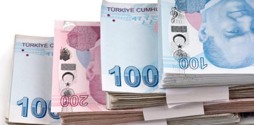 В Турции растет кризис: Дефицит бюджета за четыре месяца составил 135%   