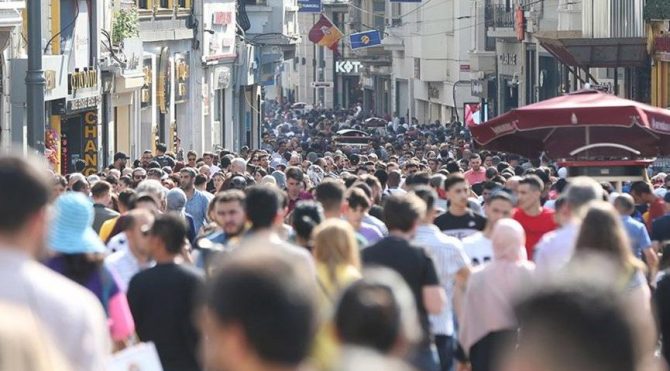 Больше половины турок не имеют возможности отправиться в отпуск даже на неделю