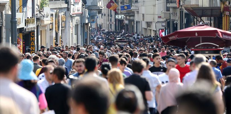 Безработица среди молодежи Турции в 37,6% бьет рекорд   
