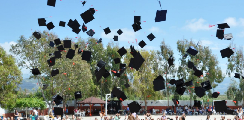 Выпускники престижных школ Турции стали чаще предпочитать обучение за границей, чем на родине