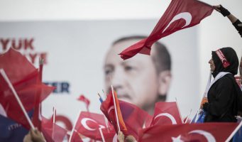 Интернет-троллю, защищавшему Эрдогана, отказали во французском гражданстве