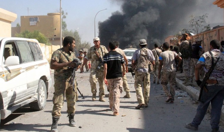 Guardian: Турция забросила в Ливию 2000 сирийских боевиков   