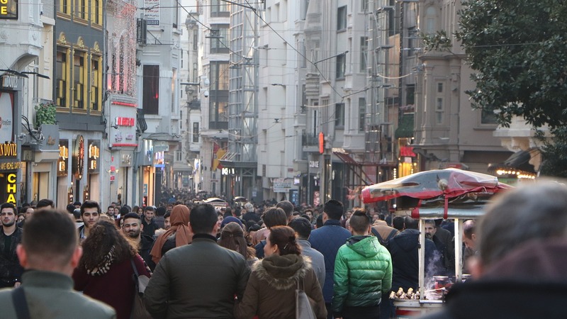 Коронавирус может распространиться на 60% населения Турции