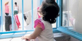 Опубликован доклад о незаконно лишенных свободы матерях и детях в Турции