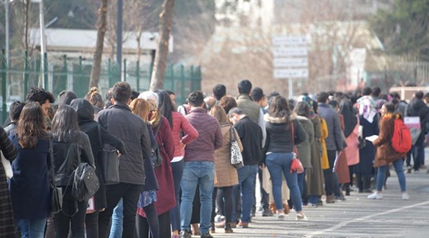В Турции 5 миллионов человек остались без работы из-за коронавируса   