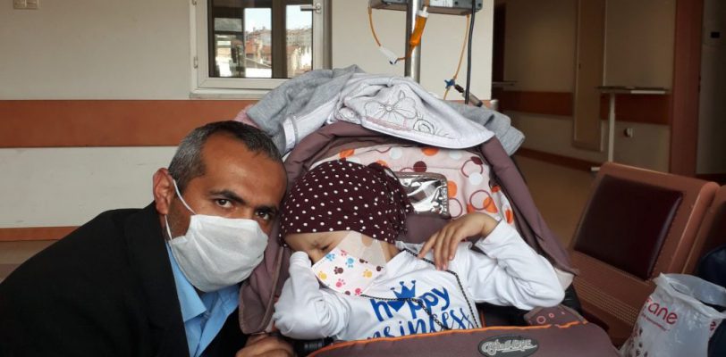 Ради лекарств для больной раком дочери турок выставил на продажу свои органы   