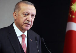 Эрдоган, называвший Германию «нацистскими отходами», отправляет своих министров для привлечения немецких туристов