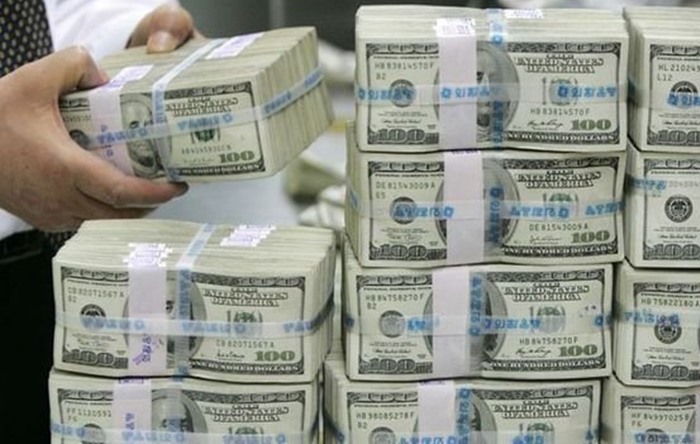 Государственные банки Турции использовали 50 миллиардов долларов, чтобы держать доллар ниже 7 лир