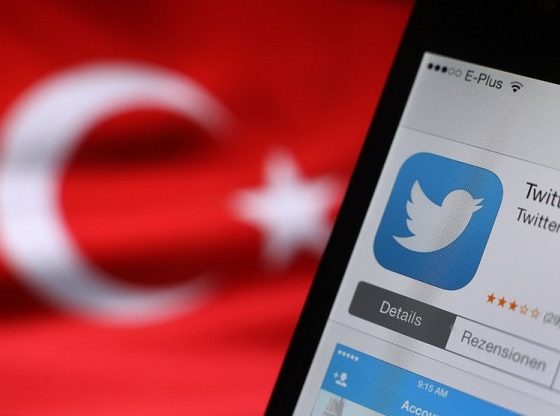 Более 400 тысяч сайтов закрыли в Турции   
