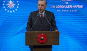 Эрдоган о кризисе в экономике: Истинно верующий – делающий из боли мед
