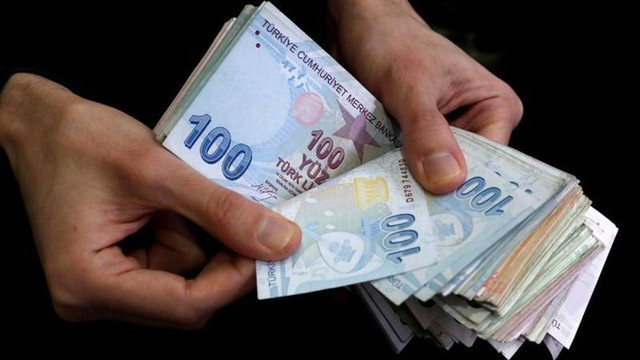 Режим ПСР тратит 260 лир на каждые 100 лир долга