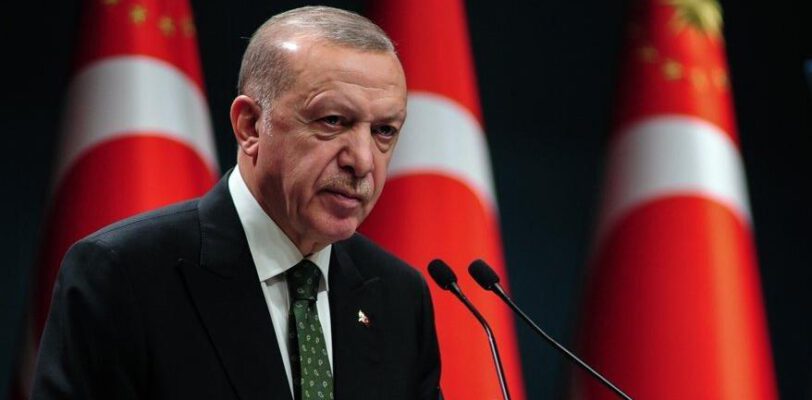 Эрдоган сменил риторику в отношении США и ЕС из-за опасения санкций