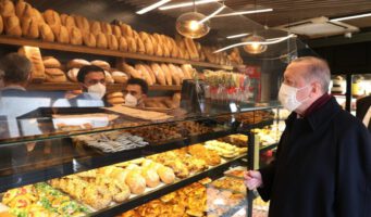 Экономика Турции глазами New York Times: Все больше турок с трудом покупают продукты