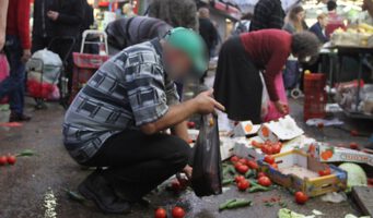 Порог голода превысил 3 тысячи лир в Турции