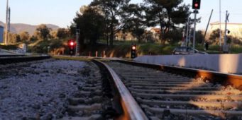 Скандал со строительством железной линии: 17500 долларов за метр путей