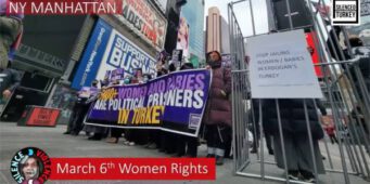 Против режима Эрдогана: На Таймс-сквер собрались защитники прав женщин в Турции   