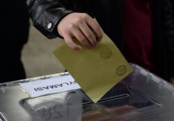 Поколение Z не будет голосовать за ПСР   
