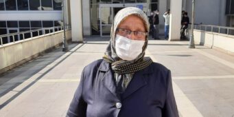 Пожилая женщина предстала перед судом по обвинению в причастности к «вооруженной террористической организации»   