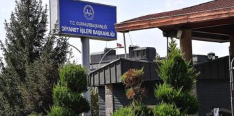 20 человек, отправленных за границу Управлением по делам религии, не вернулись в Турцию