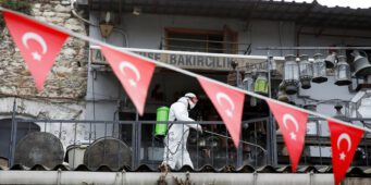 Турция – самая опасная для здоровья туристов во время пандемии страна  
